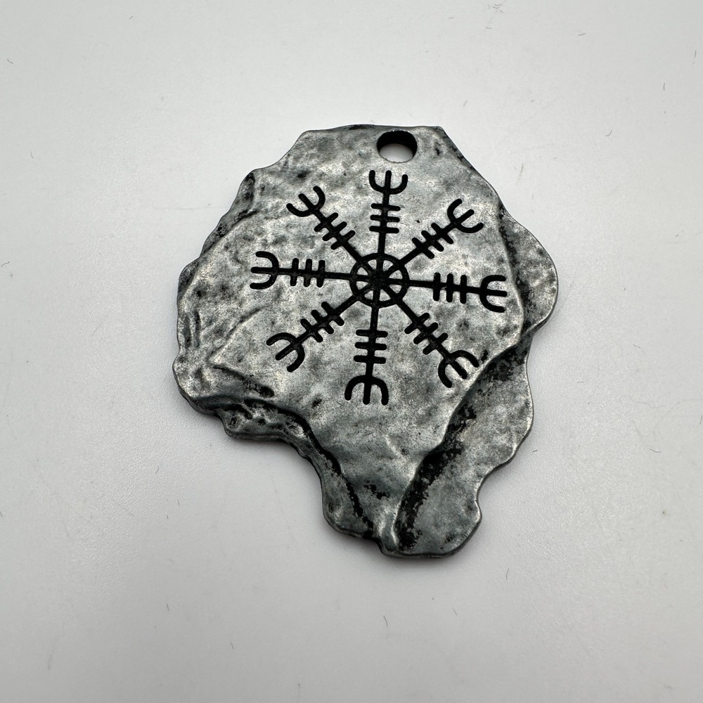 Vintage 90s Silver Tone Norse Viking Compass Helm Necklace Pendant